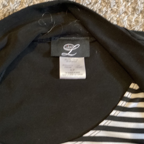 Libra blouse size S/P one piece blouse black  with polka dot attached tank. - Picture 3 of 4